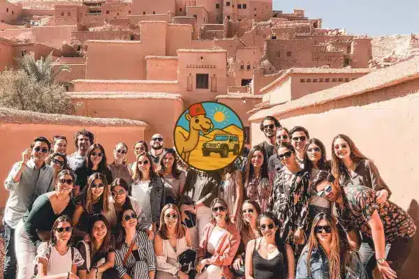 Tour del deserto e città imperiali in Marocco con partenza da Ouarzazate, mostrando paesaggi del Sahara, kasbah e medine storiche.